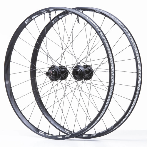Wheelset LG1 Plus | Enduro | 29in x 30mm | 28 hole | 110x15/148x12mm Boost | Black
